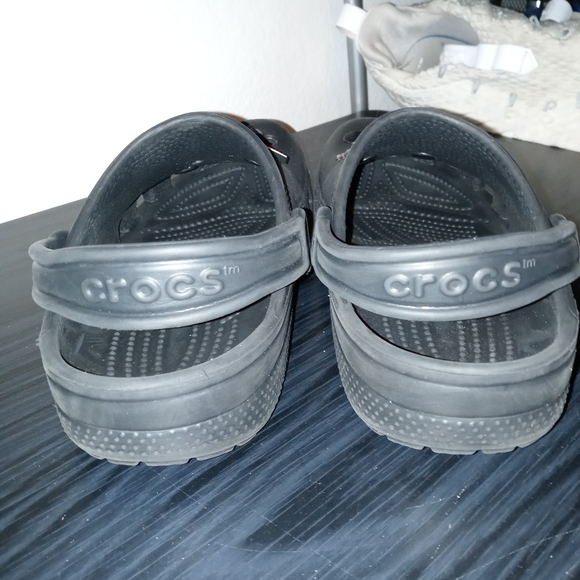 Crocs - Picture 2 of 4